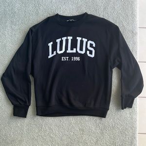 NWOT Lulu’s Crewneck Swestshirt